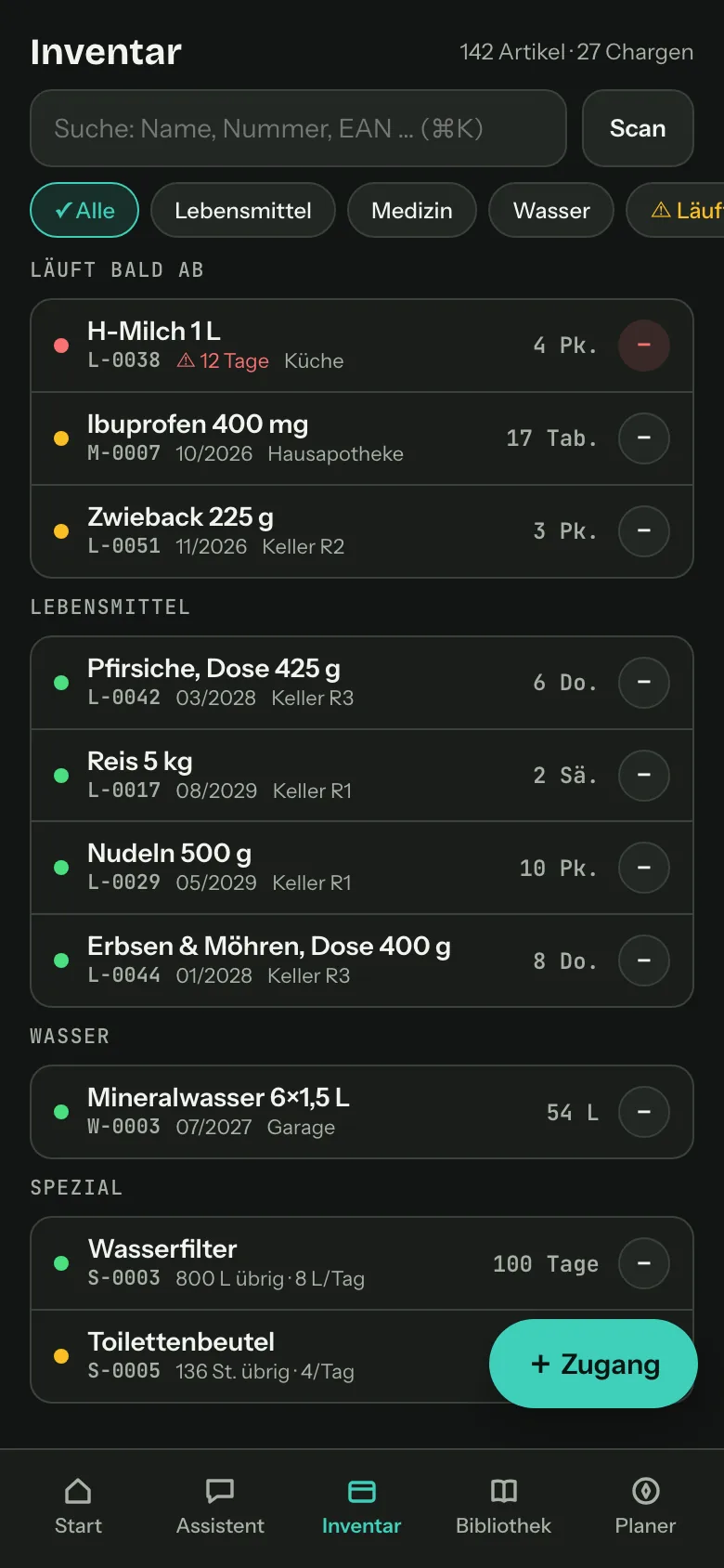 Inventory screen: stock by category with status dots, inventory numbers, best-before dates and storage locations.